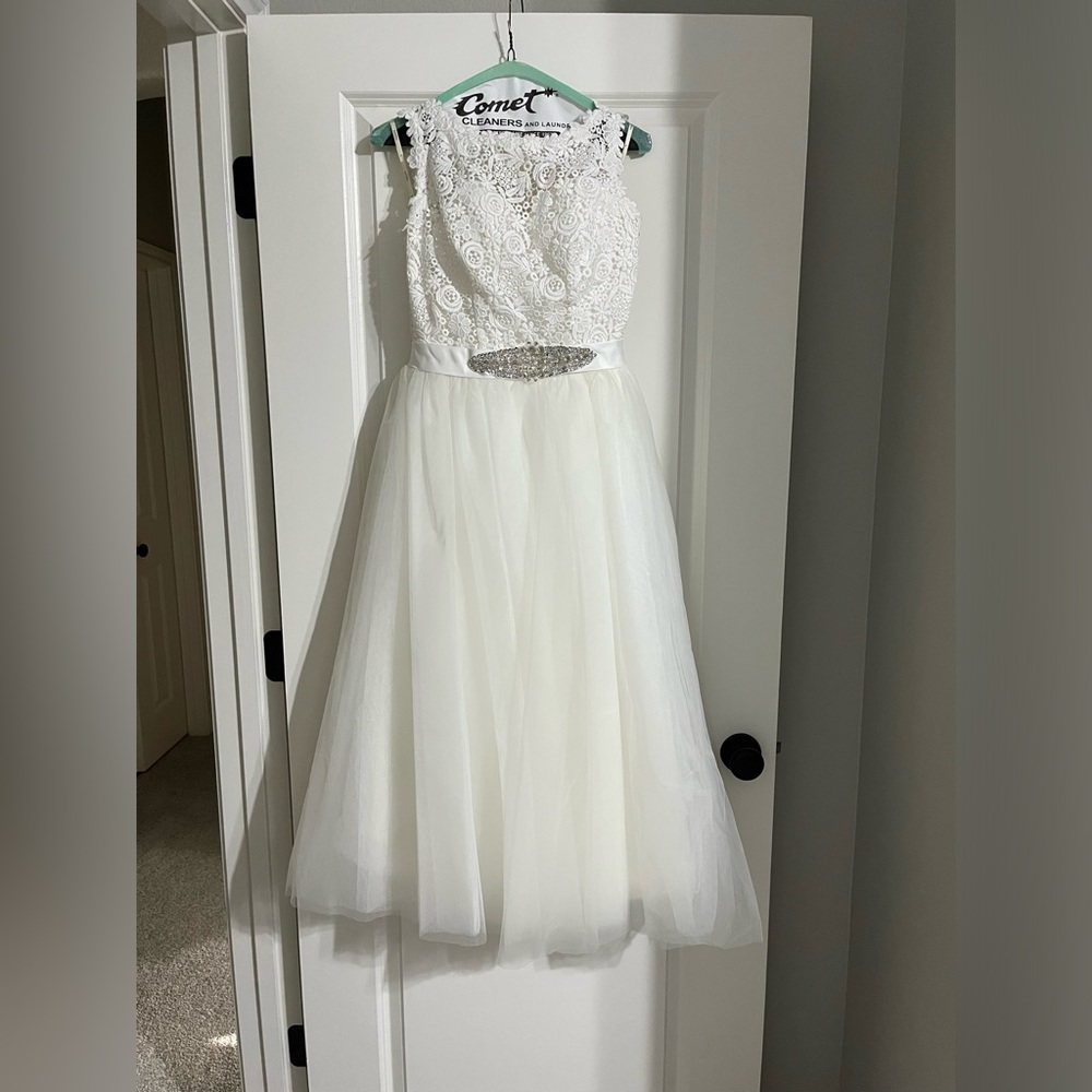 Women’s Formal Dress - White - Mid-Calf length - Size 4
